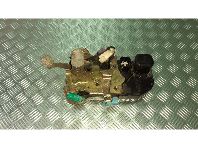 Recambio de cerradura puerta delantera izquierda para chrysler voyager (rg) referencia OEM IAM  4 PINES ELECTRICA