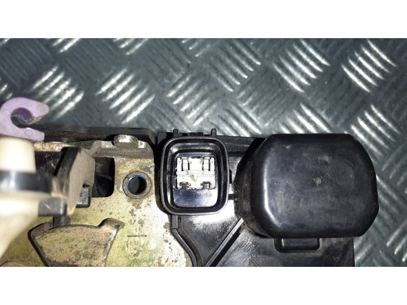 Recambio de cerradura puerta delantera izquierda para chrysler voyager (rg) referencia OEM IAM  4 PINES ELECTRICA