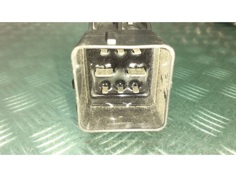 Recambio de rele para citroen berlingo cuadro referencia OEM IAM 9803299780 51299058A CALENTADORES
