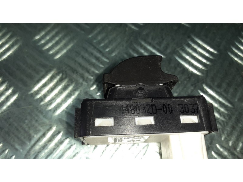 Recambio de mando elevalunas delantero izquierdo para citroen berlingo cuadro referencia OEM IAM 980448032D00  