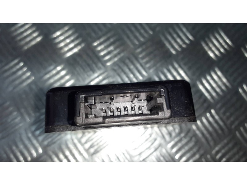 Recambio de modulo electronico para ford focus lim. (cb8) referencia OEM IAM DE8T19H463DA GPS 6 PINES