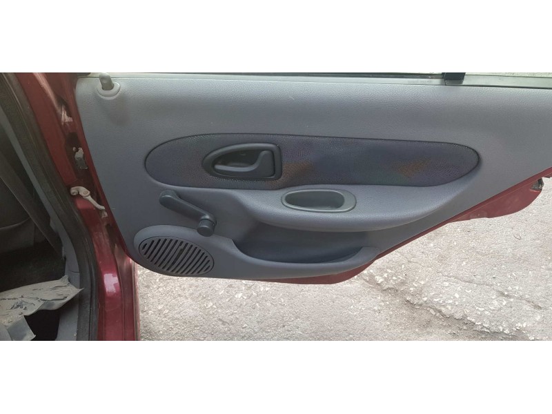 renault clio ii fase i (b/cbo) del año 2000