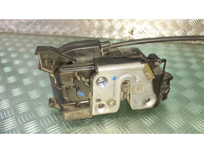 Recambio de cerradura puerta trasera izquierda para renault kangoo (f/kc0) referencia OEM IAM 8200497774  6 PINES