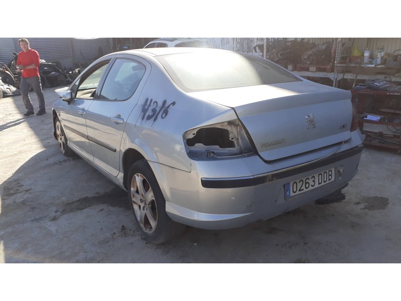peugeot 407 del año 2004