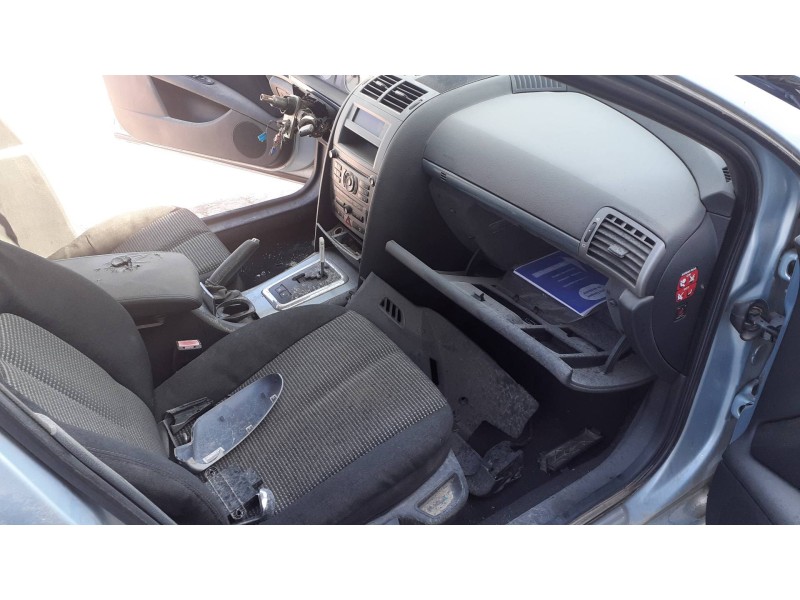 peugeot 407 del año 2004