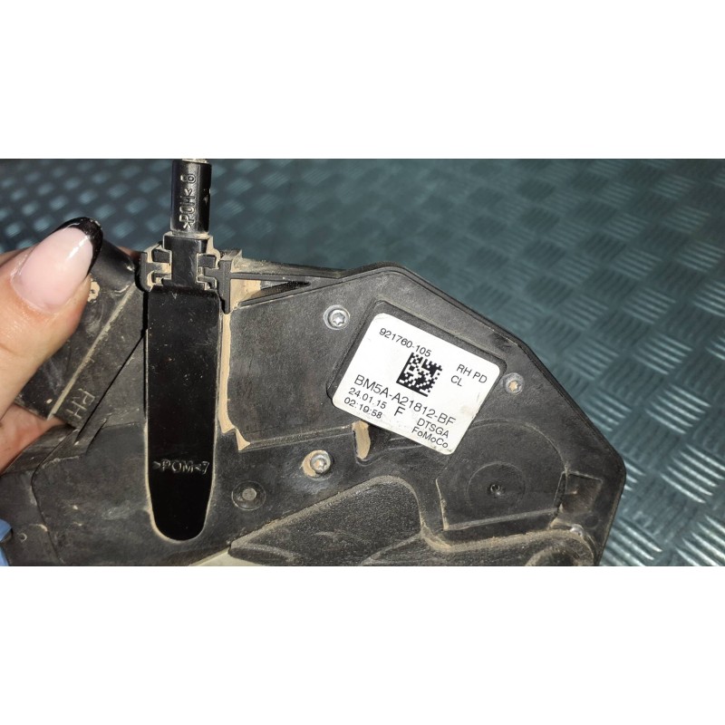 Recambio de cerradura puerta delantera derecha para ford focus lim. (cb8) referencia OEM IAM BM5AA21812BF 4 PINES ELECTRICA