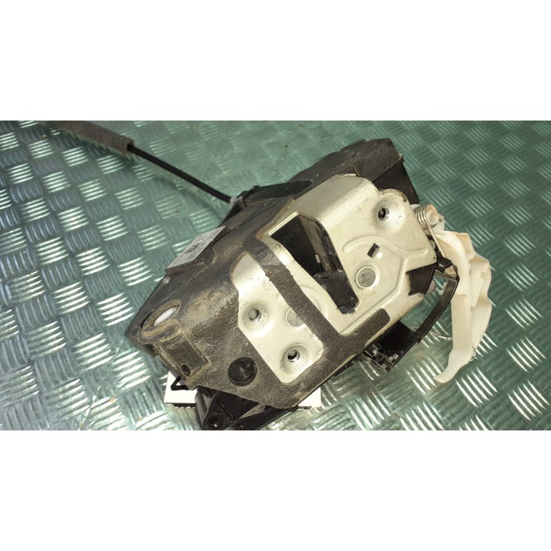 Recambio de cerradura puerta trasera izquierda para ford focus lim. (cb8) referencia OEM IAM BM5AA26413AF 4 PINES ELECTRICA