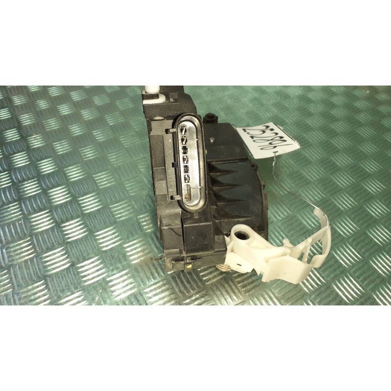 Recambio de cerradura puerta trasera izquierda para ford focus lim. (cb8) referencia OEM IAM BM5AA26413AF 4 PINES ELECTRICA