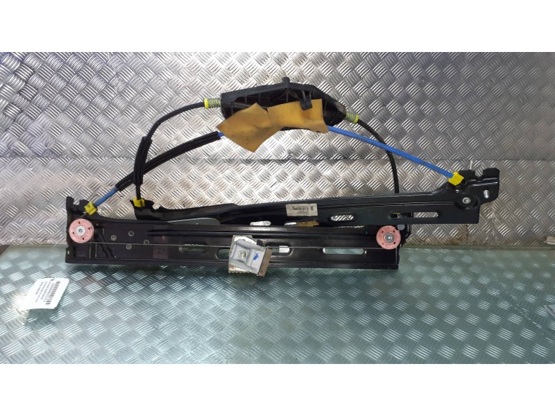 Recambio de elevalunas trasero derecho para volkswagen sharan (7n1) referencia OEM IAM 7N0843700C  ELECTRICO