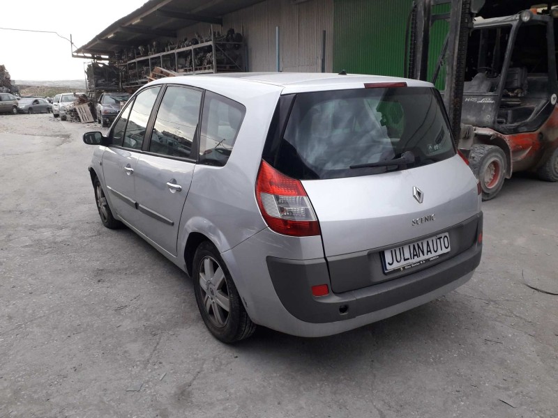 renault scenic ii del año 2005