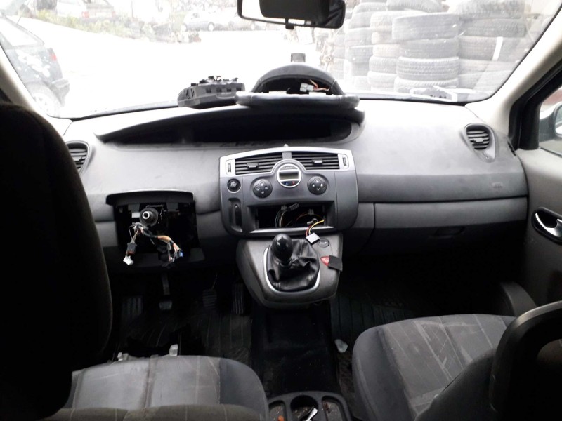 renault scenic ii del año 2005