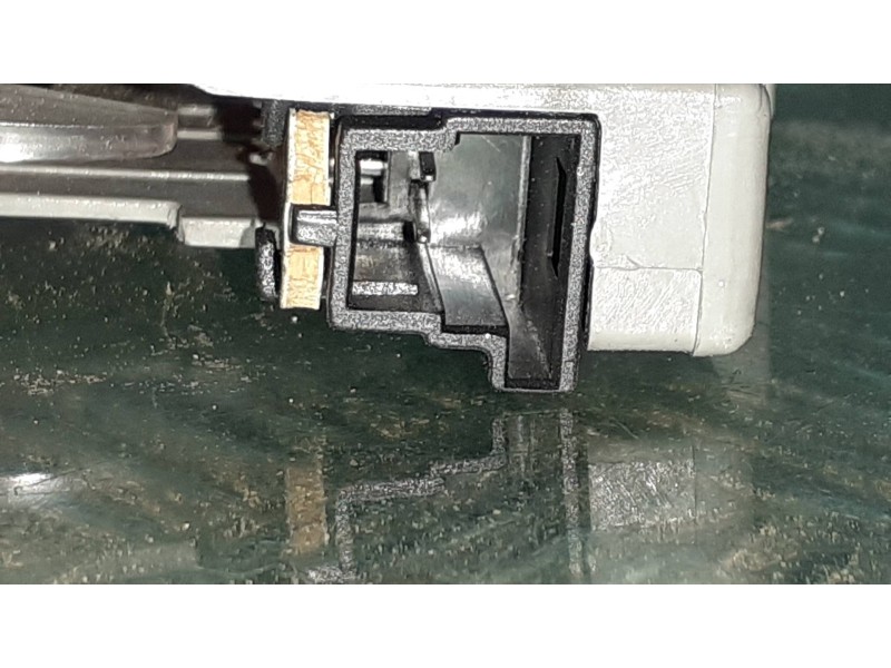 Recambio de luz central de freno para mercedes-benz clase c (w203) berlina referencia OEM IAM A2038200156  2038200156