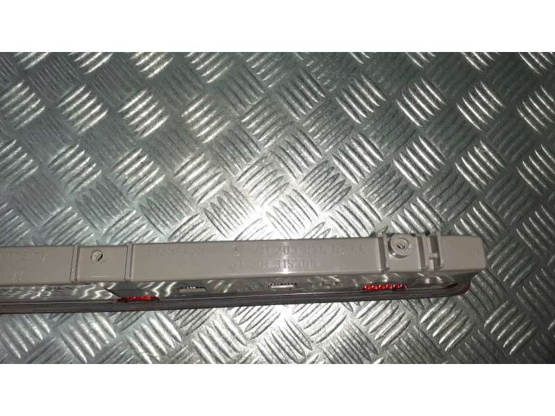 Recambio de luz central de freno para mercedes-benz clase c (w203) berlina referencia OEM IAM A2038200156  2038200156