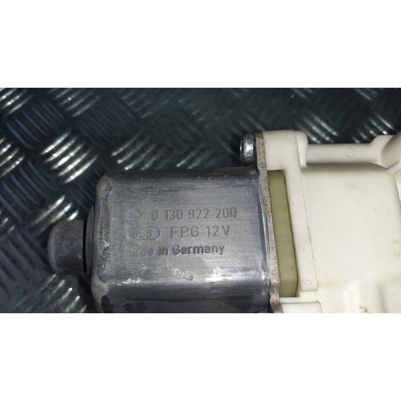 Recambio de motor elevalunas delantero izquierdo para peugeot 407 st confort referencia OEM IAM 994650101 994422104 1137328125