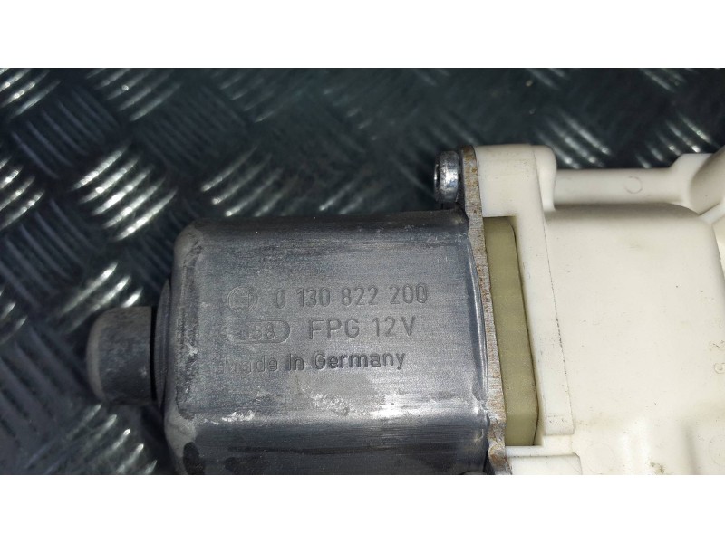 Recambio de motor elevalunas delantero izquierdo para peugeot 407 st confort referencia OEM IAM 994650101 994422104 1137328125