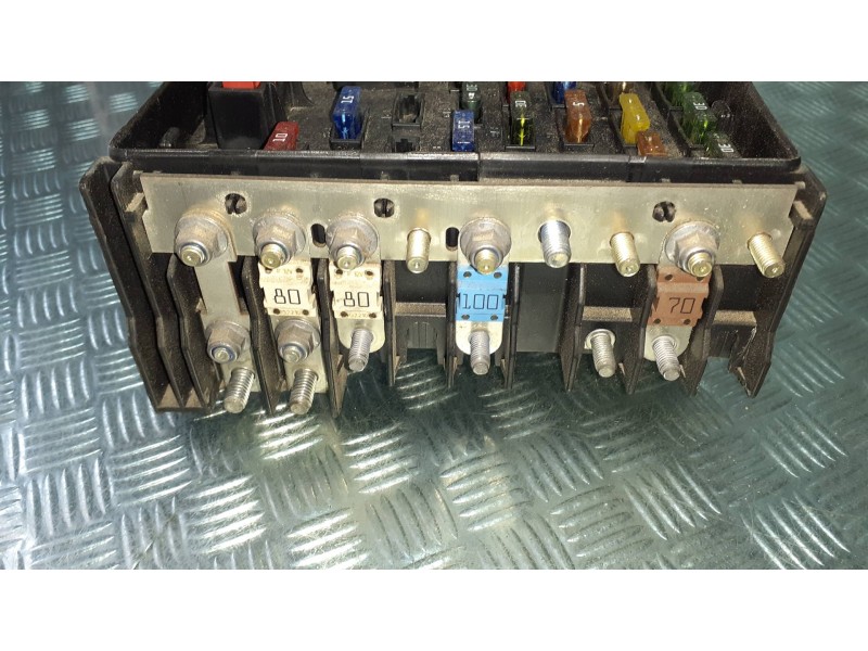 Recambio de caja reles / fusibles para volkswagen sharan (7n1) referencia OEM IAM 3C0937125  