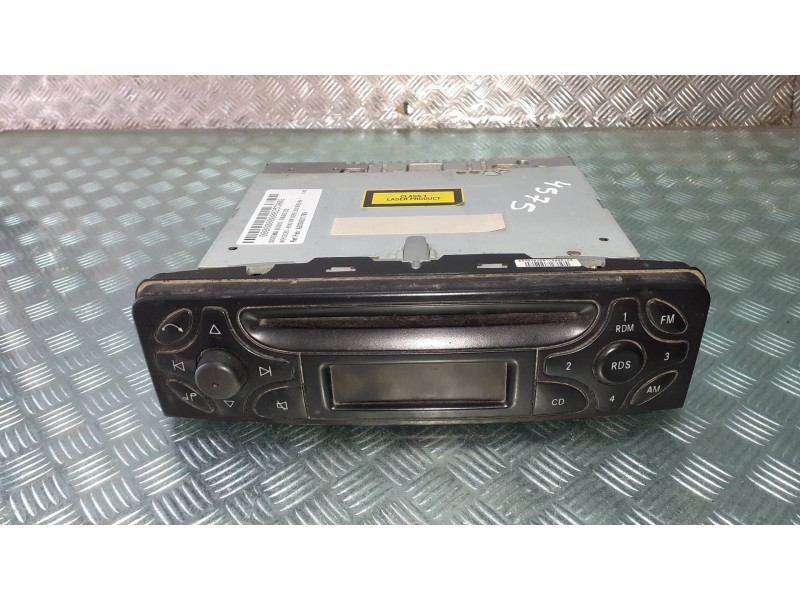 Recambio de sistema audio / radio cd para mercedes-benz clase c (w203) berlina referencia OEM IAM A2038201786  