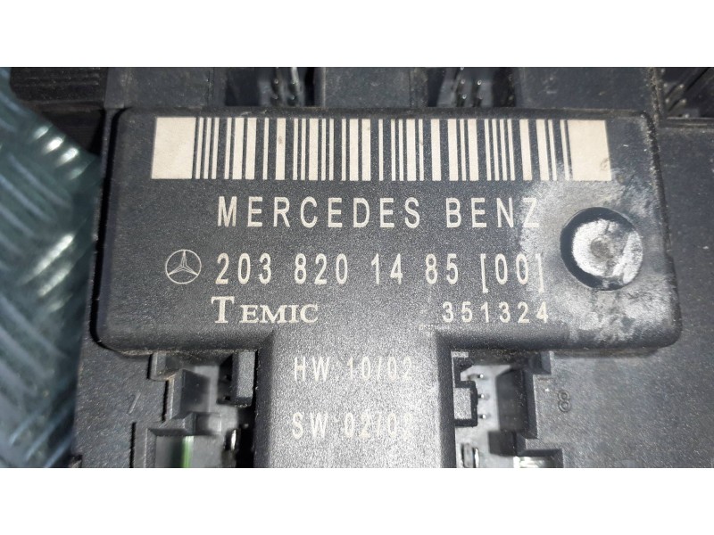 Recambio de modulo electronico para mercedes-benz clase c (w203) berlina referencia OEM IAM A2038201485 CONTROL PUERTA DELANTERA