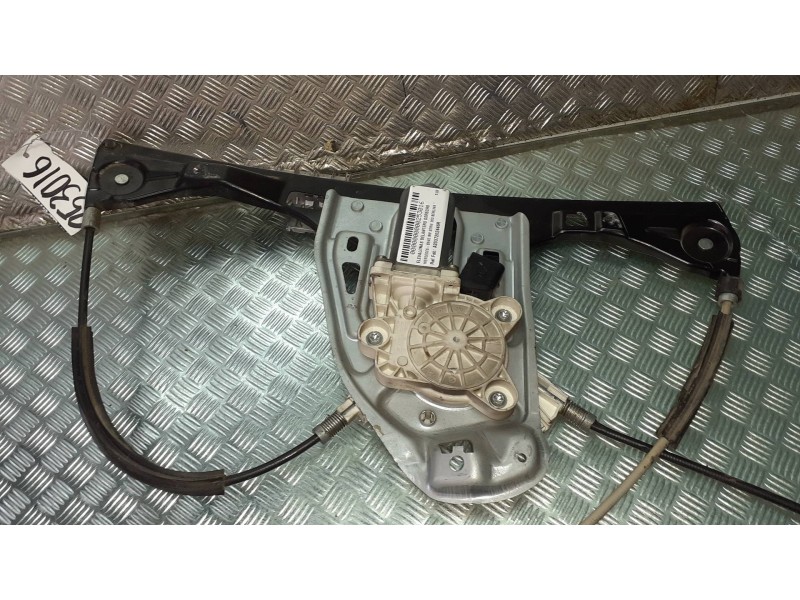 Recambio de elevalunas delantero derecho para mercedes-benz clase c (w203) berlina referencia OEM IAM A2037202446R A2118201742 E