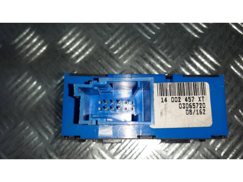 Recambio de interruptor para citroen jumpy referencia OEM IAM 14002457XT 6 PINES CIERRE