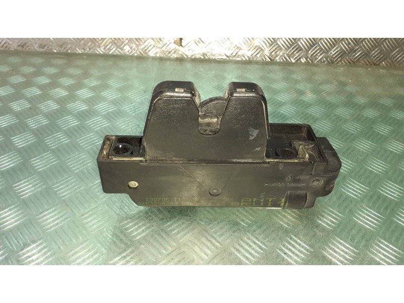 Recambio de cerradura maletero / porton para peugeot 407 st confort referencia OEM IAM 9653208080  