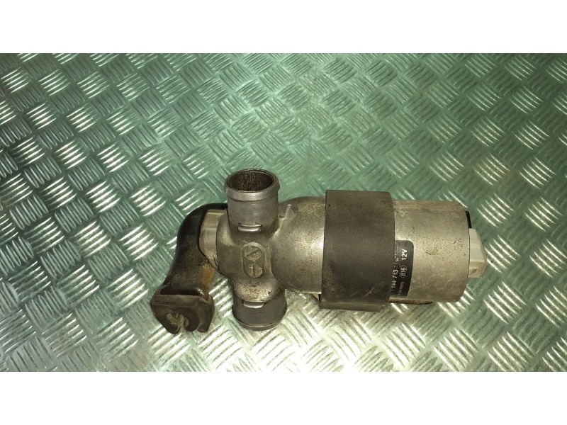 Recambio de valvula ralenti para bmw serie 5 berlina (e39) referencia OEM IAM 1744713  3 PINES