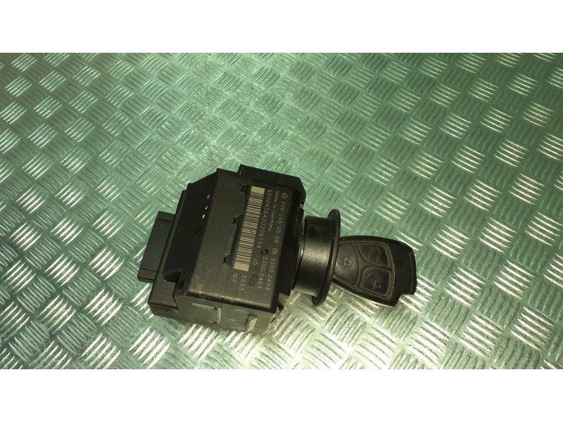 Recambio de conmutador de arranque para mercedes-benz clase c (w203) berlina referencia OEM IAM A2095450508  33002404
