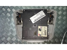 Recambio de luz interior para mercedes-benz clase c (w203) berlina referencia OEM IAM A2038202301  HELLA 2