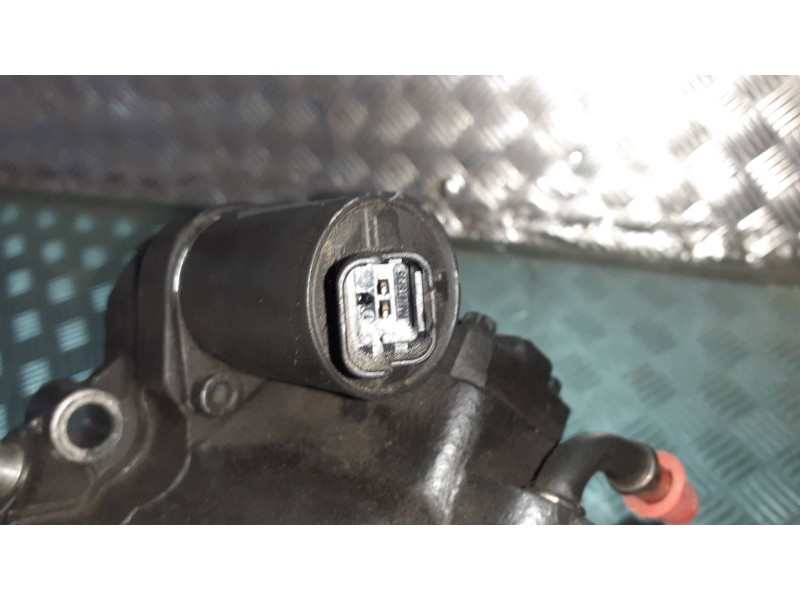 Recambio de bomba inyeccion para peugeot expert tepee l2h1 vagabond referencia OEM IAM A2C20000598 2 PINES SIEMENS VDO