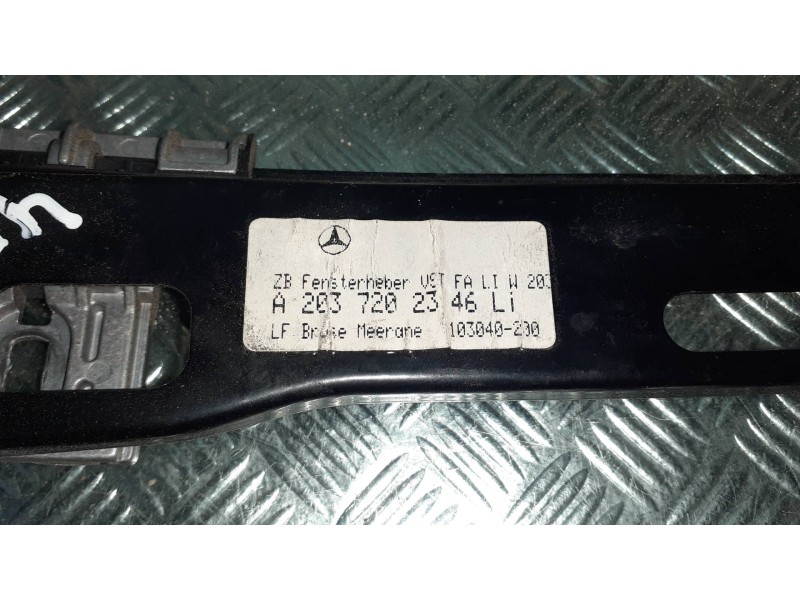 Recambio de elevalunas delantero izquierdo para mercedes-benz clase c (w203) berlina referencia OEM IAM A 2037202346L A211820181