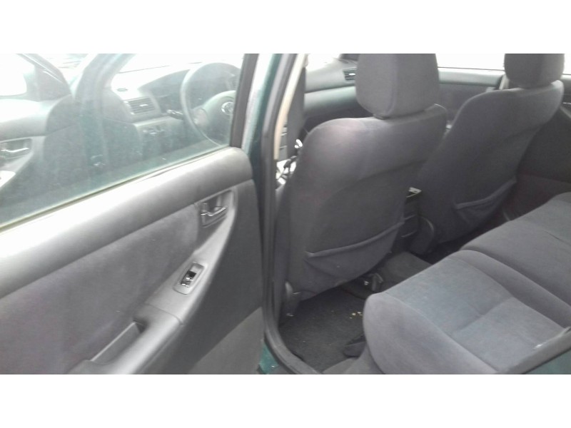 toyota corolla (e12) del año 2004