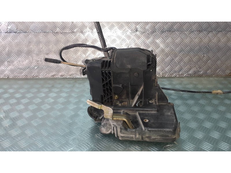 Recambio de cerradura puerta delantera derecha para mercedes-benz clase c (w203) berlina referencia OEM IAM 004130112629  ELECTR