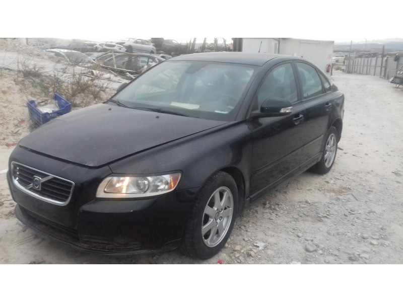 volvo s40 berlina del año 2010
