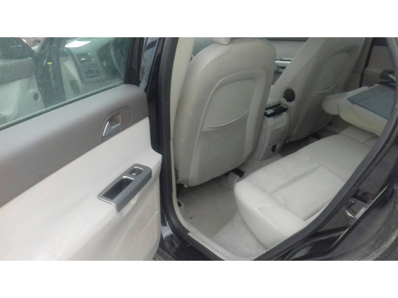 volvo s40 berlina del año 2010