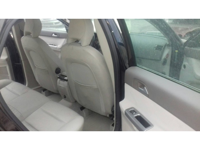 volvo s40 berlina del año 2010