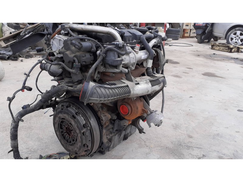 Recambio de motor completo para volvo s40 berlina referencia OEM IAM D4204T  