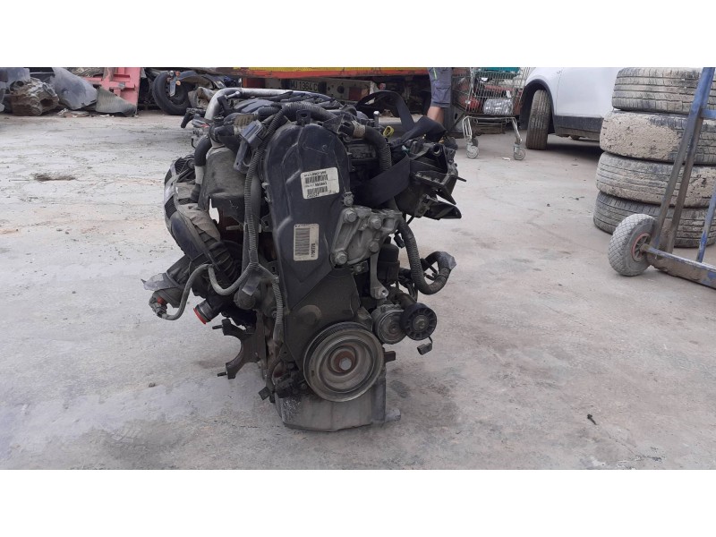 Recambio de motor completo para volvo s40 berlina referencia OEM IAM D4204T  