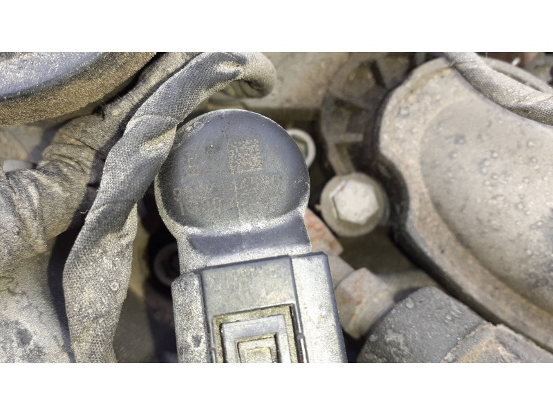 Recambio de motor completo para volvo s40 berlina referencia OEM IAM D4204T  