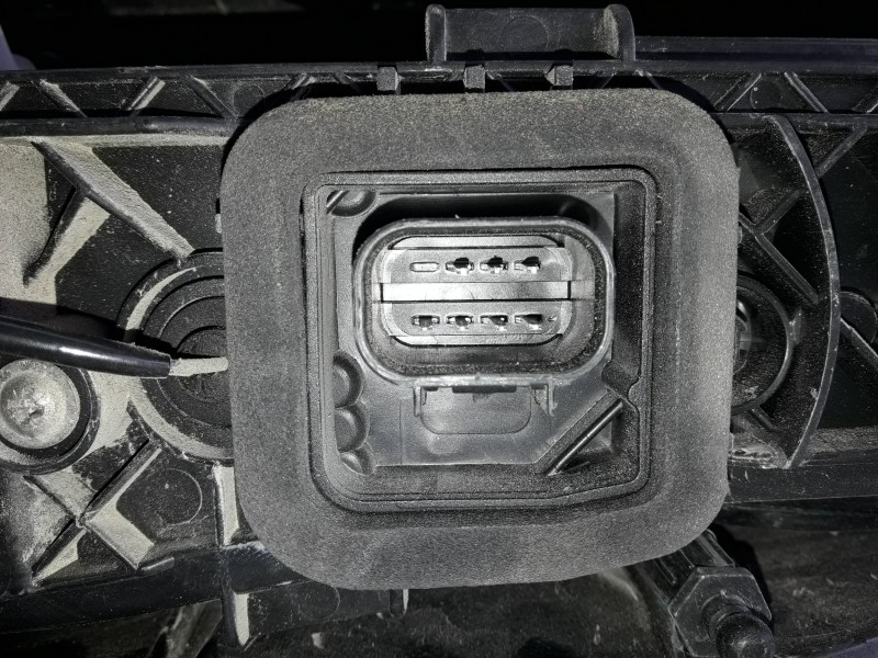 Recambio de piloto trasero izquierdo para fiat doblo referencia OEM IAM 20580748  7 PINES