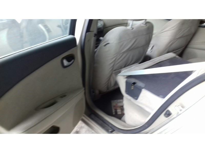 nissan primera berlina (p12) del año 2003