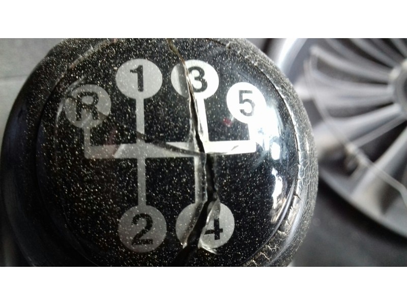 opel astra berlina 5p del año 2002