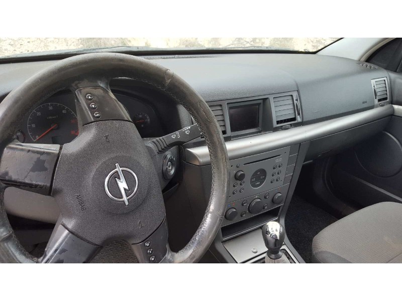 opel vectra c berlina del año 2002