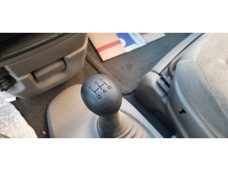 chrysler voyager (rg) del año 2002