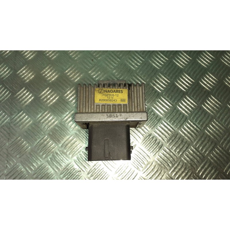 Recambio de caja precalentamiento para renault clio grandtour authentique referencia OEM IAM 8200859243 3 + 2 + 3 PINES NAGARES