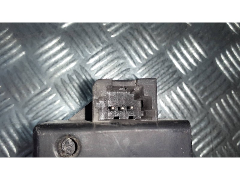 Recambio de cerradura maletero / porton para peugeot 407 referencia OEM IAM 9653208080  3 PINES