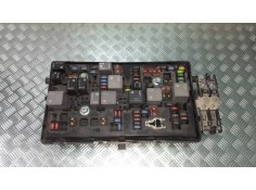 Recambio de caja reles / fusibles para chevrolet cruze lt referencia OEM IAM 9698203904  544949969