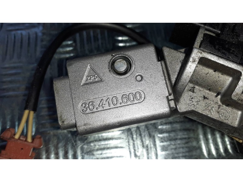 Recambio de conmutador de arranque para citroen jumpy referencia OEM IAM 36410600  36388101