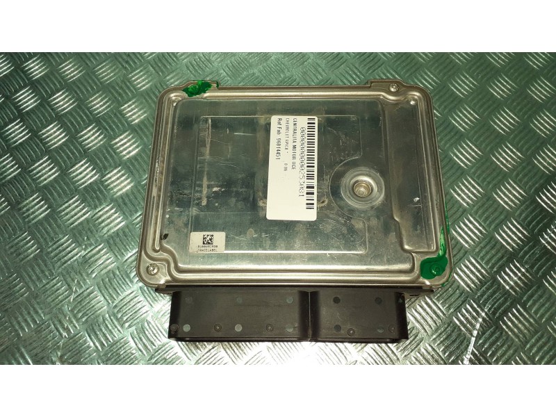 Recambio de centralita motor uce para chevrolet epica referencia OEM IAM 96814451  0281013627