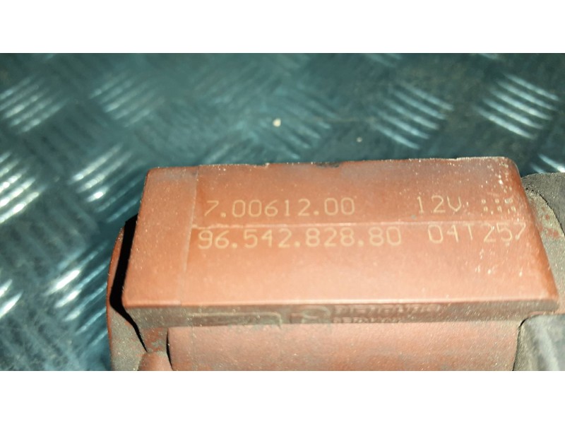 Recambio de valvula aire adicional para peugeot 407 st confort referencia OEM IAM 9654282880  2 PINES