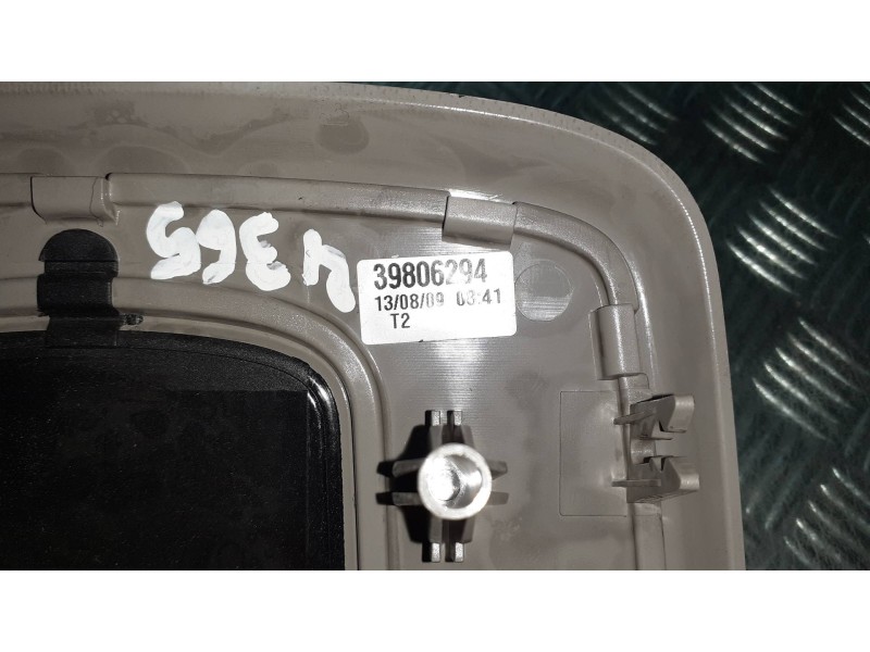 Recambio de luz interior para volvo s40 berlina referencia OEM IAM 39806294  12 PINES